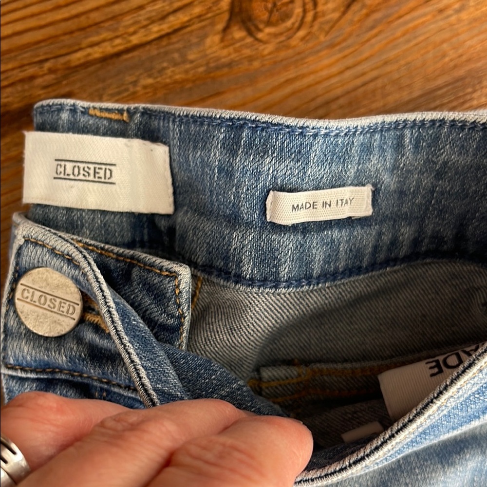 Closed Blue Skinny Jeans with Vintage Wash - Picture 2 of 7